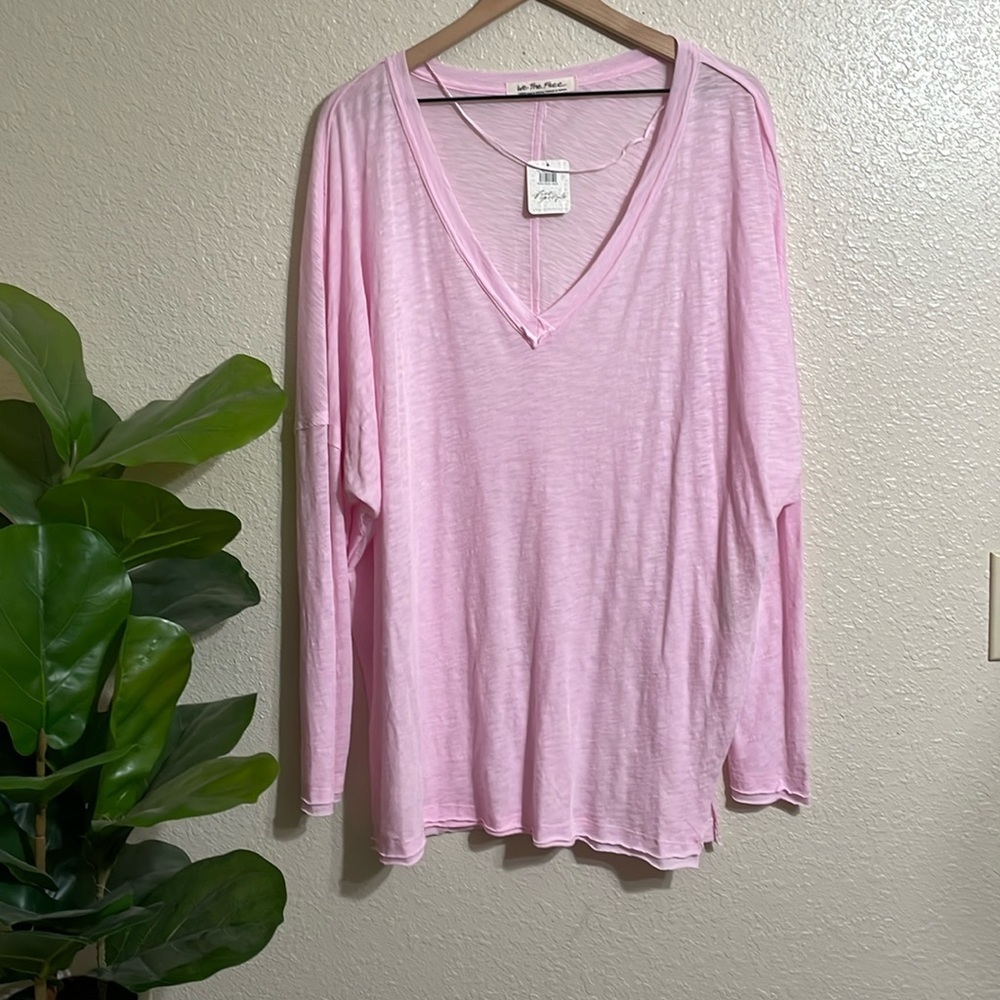 We the free v-neck oversized long sleeve T-shirt